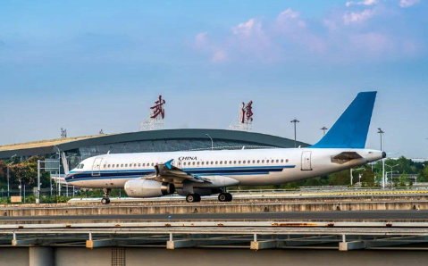 防城港空运武汉机场